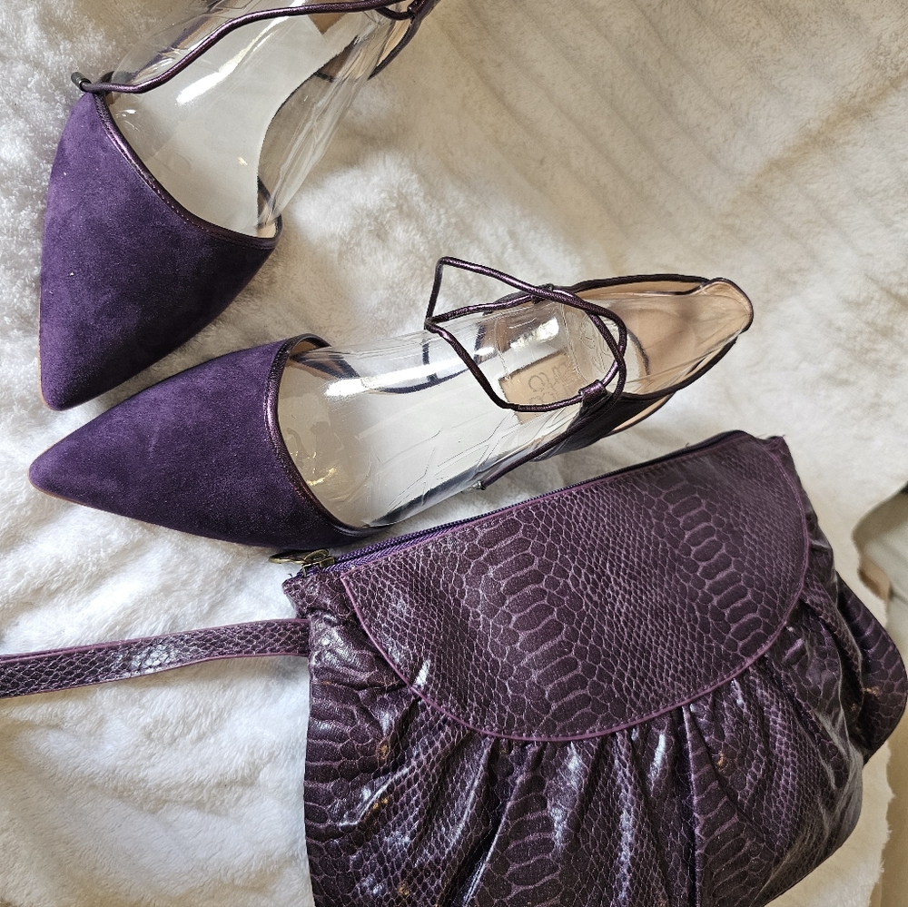 Shoes - Picture 4 of 7
